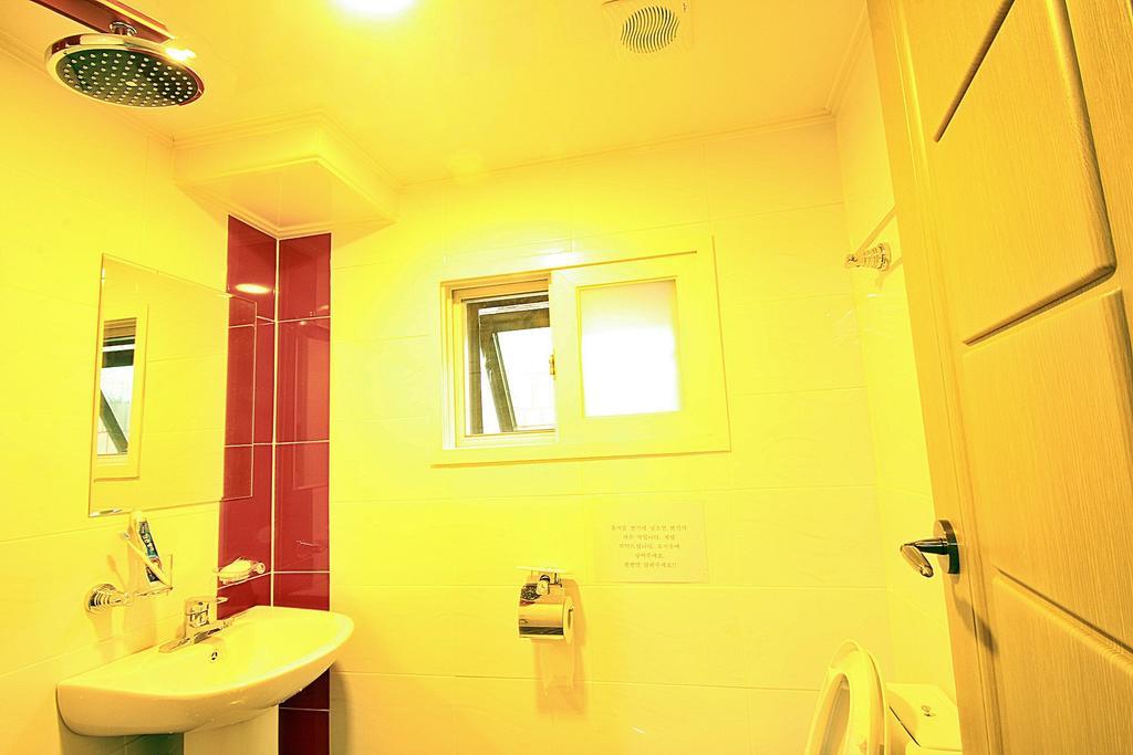 Eel Guesthouse Seoul Værelse billede