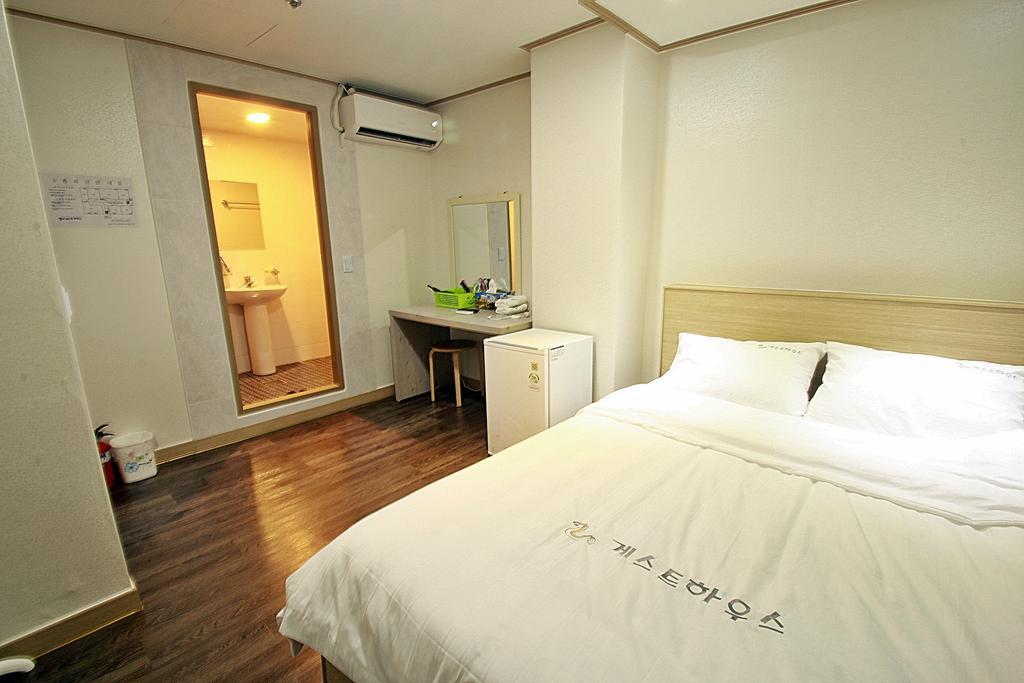 Eel Guesthouse Seoul Værelse billede