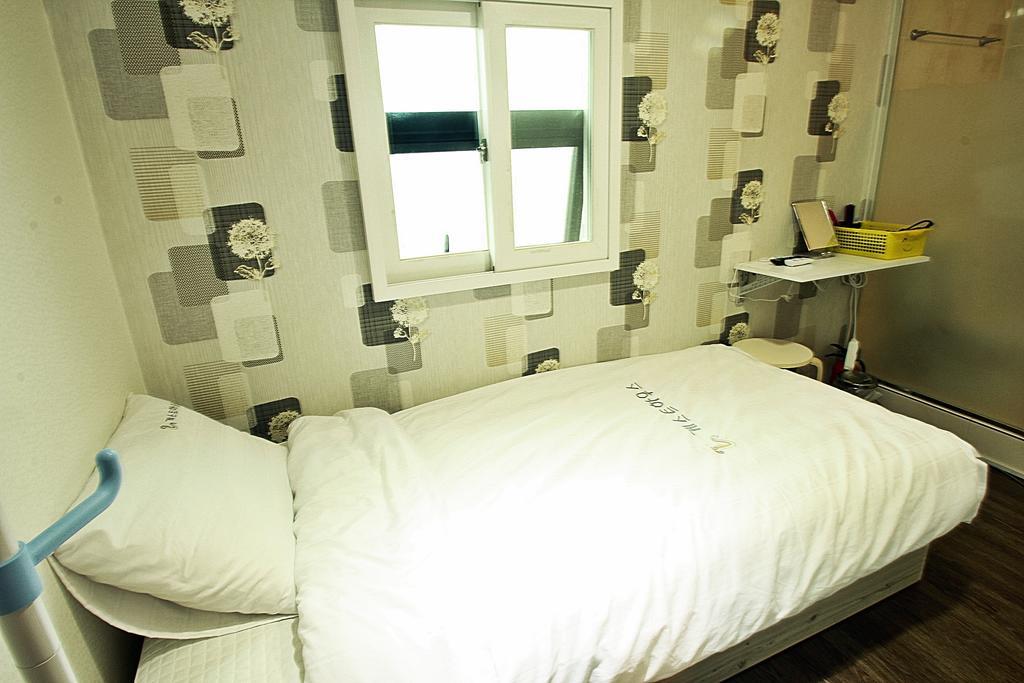 Eel Guesthouse Seoul Værelse billede