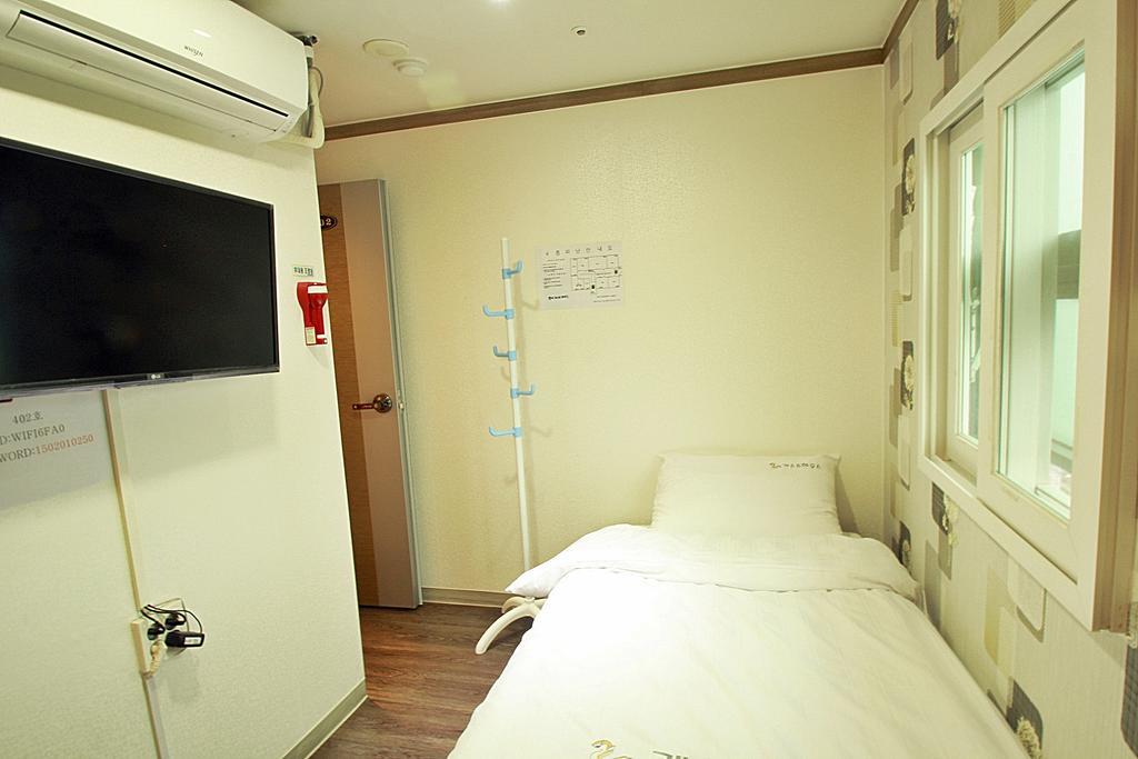 Eel Guesthouse Seoul Værelse billede